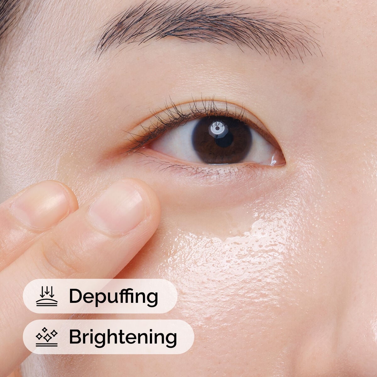 caffeine-solution-5-egcg-eye-serum-y3 ord-caffeine-solution-egcg-model-application-with-benefits.jpg